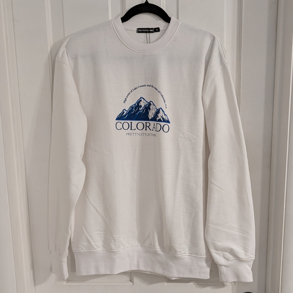 Pretty Little Thing Colorado Sweatshirt MEDIUM Oversized Crew‎ Neck Casual White
